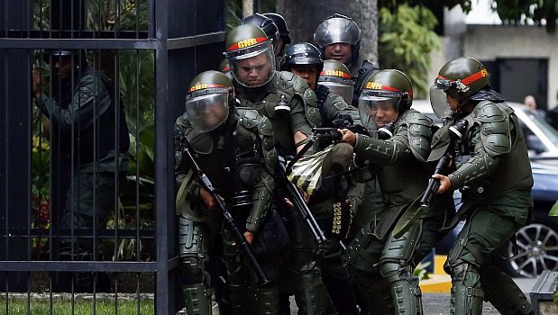 Venezuela: irse o quedarse
