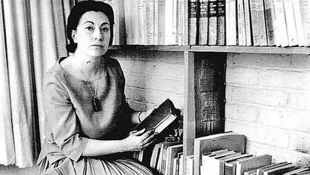 El abrazo de los lectores: felices 100 años, querida Rosario