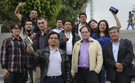Gerard Auvray en el primer encuentro de nano-satélites, México (2013)
